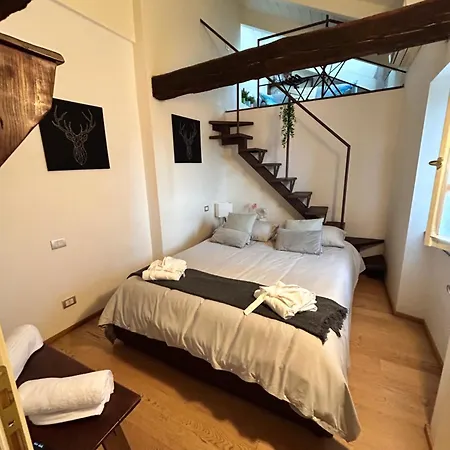 Bon Bon Luxury Di Piazza San Secondo Apartamento *