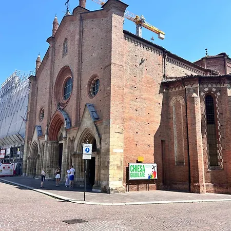 شقة Bon Bon Luxury Di Piazza San Secondo آستي