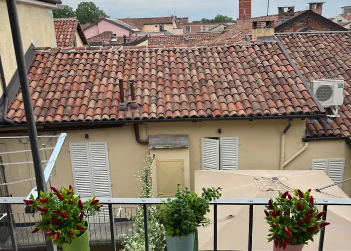 Bon Bon Luxury Di Piazza San Secondo アパート *